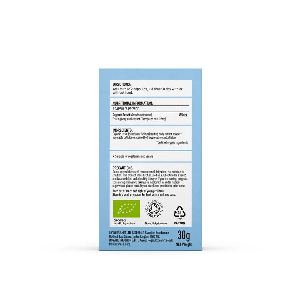 Op de achterkant van de doos Mushrooms4Life Biologische paddenstoel Reishi Capsules (60 stuks) staan op een blauw-witte achtergrond de gebruiksaanwijzing, voedingsinformatie, ingrediënten, voorzorgsmaatregelen, certificeringen en recyclinginformatie vermeld.
