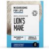Een doosje van 60 gram Mushrooms4Life Biologische paddenstoel Lion's Mane Poeder, met het biologische Soil Association Organic-keurmerk, bevat minimaal 2% hericenonen.